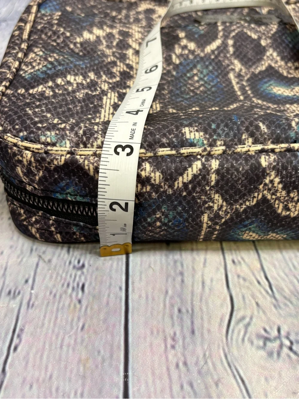 Aimee Kestenberg Blue Tan Snakeskin Print Hanging Travel Toiletry Cosmetic Bag